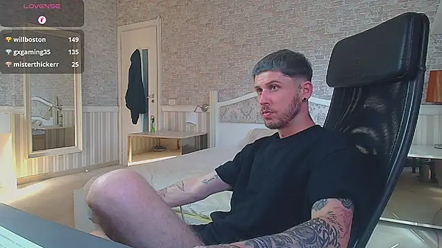 Chat XXX Live JonahShaw
