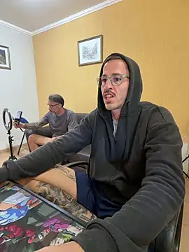 Chat +18 de MeladoDiMel ao vivo