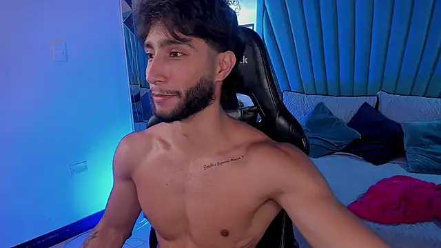 Emmet_CollinsJS – Naživo XXX chat