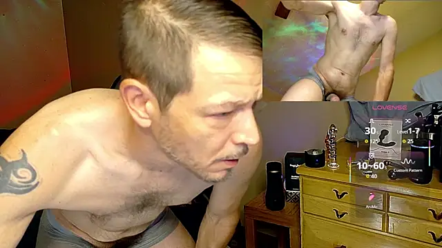Chat XXX Live MasterForgedRayy
