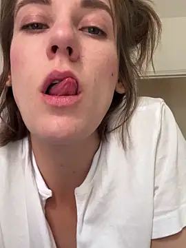 Chat XXX en directo de Kamorana