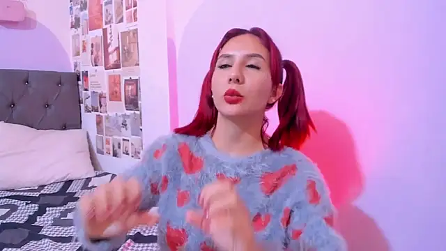 violeta_blaze1 Adlı Modelin Canlı XXX Sohbeti