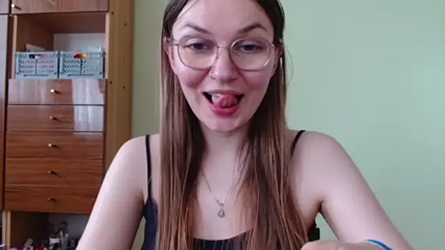LooveELLYx Chat XXX in diretta