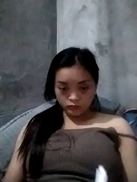 Traem-12 Live XXX-Chat