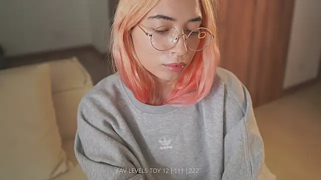 dearnina_'s Live XXX Chat