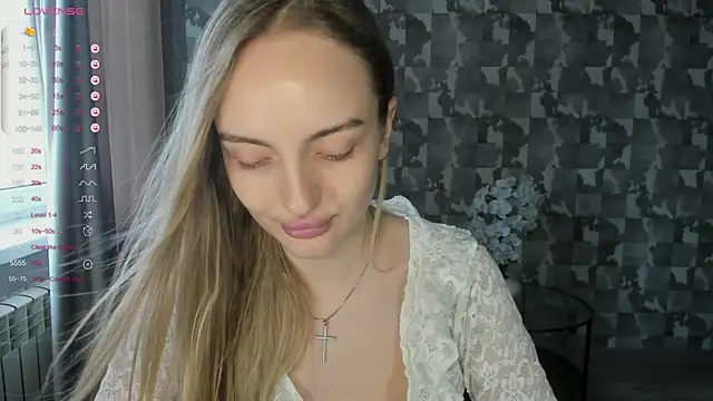 A_delina's Live XXX Chat