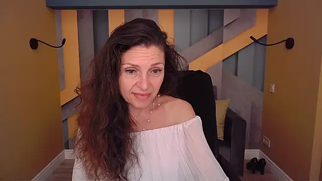 Chat XXX en directo de EllaLong