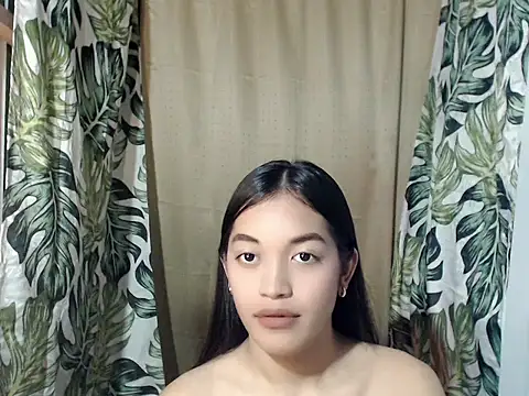 itsme_gwen's Live XXX Chat