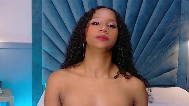 Chloe-Rose- Chat XXX live