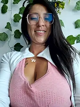 VALERY-94 Chat XXX in diretta