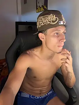 Ryan_latin Live XXX-chat