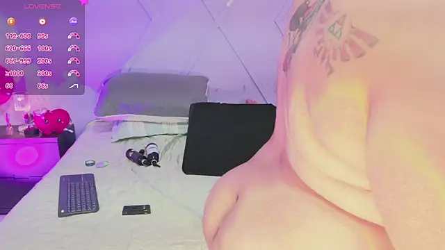 emmajohnss Chat XXX live