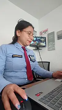 Queen_linda1 Live XXX Chat