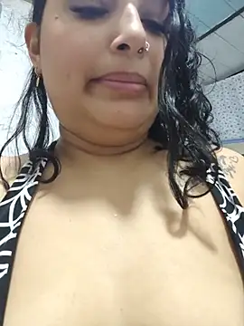 Maddy_k élő XXX-chatje