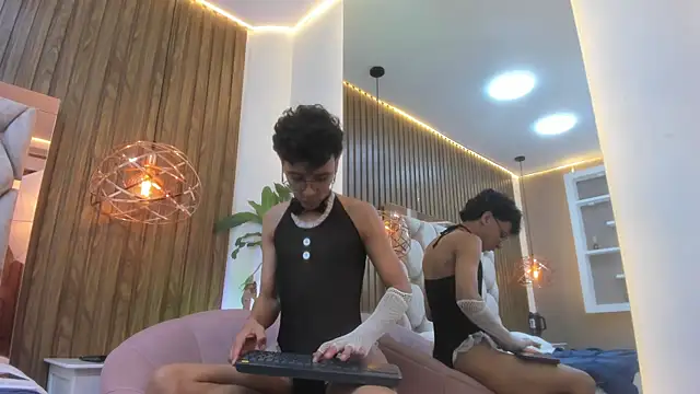 adams_bobby élő XXX-chatje