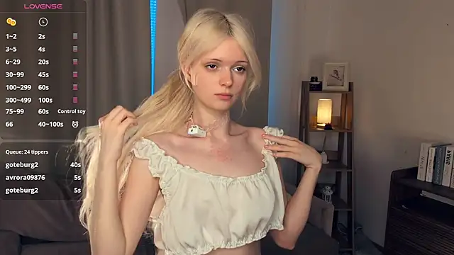 LaureMestler's Live XXX Chat