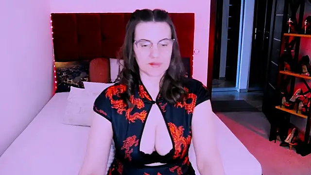 EvelynPorshe Chat XXX live