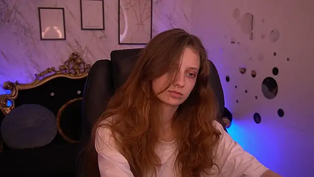 Chat +18 de CuteeFoxy ao vivo