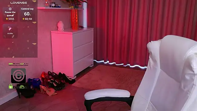 Živý XXX chat KellyKleine
