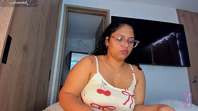 دردشة iriss_25 الجنسية المباشرة