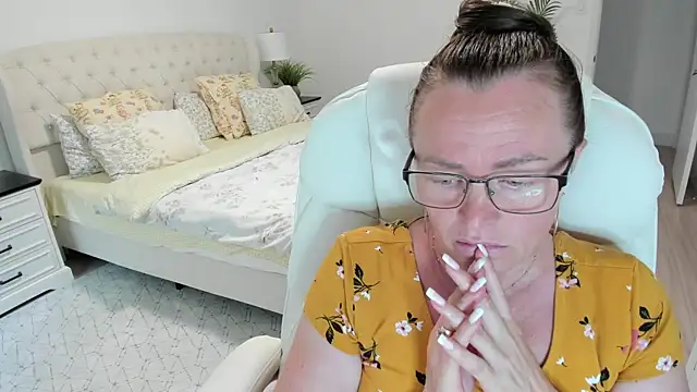 Vika73 现场XXX聊天