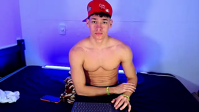 Luke_Muscle 即時 XXX 聊天
