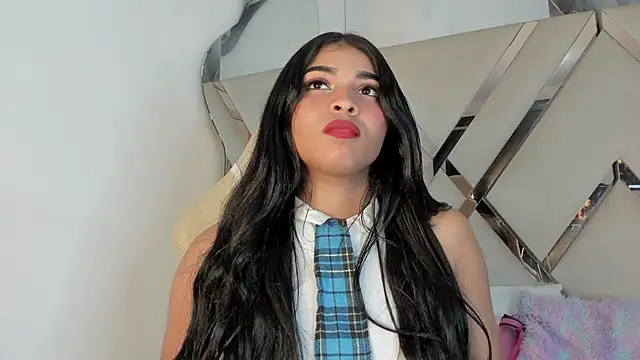 honeyhtx Chat XXX in diretta