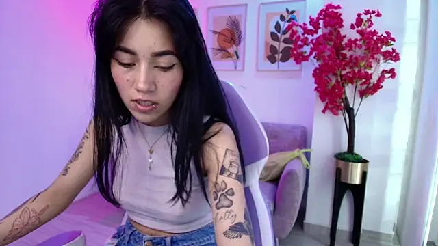 Rainy_doll's Live XXX Chat