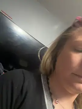 sweetkacibaby's Live XXX Chat