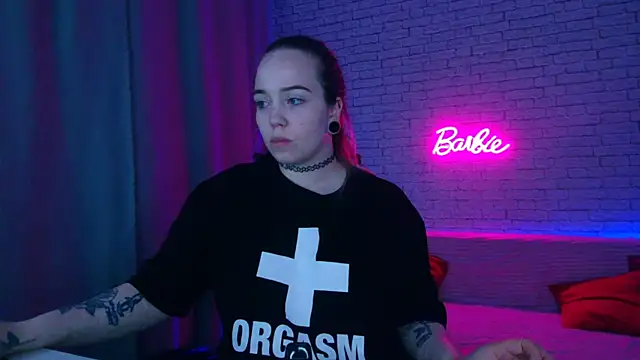 -Stacyy-: онлайн-секс-чат