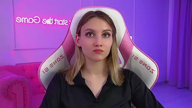 StacyEvances élő XXX-chatje