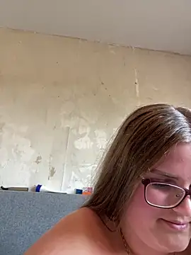 CurvyPaar2 Live XXX-Chat