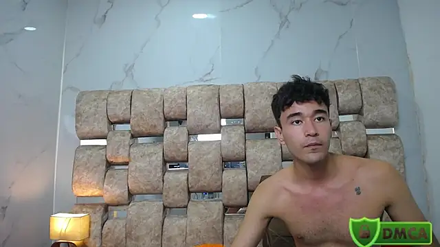 KathyAiden Chat XXX in diretta