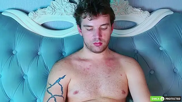 Chat XXX en directo de ArthurMeyers