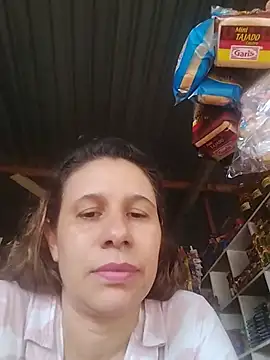 MIA-LARIOS Adlı Modelin Canlı XXX Sohbeti