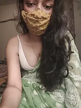 Lavanya_sexyy Adlı Modelin Canlı XXX Sohbeti