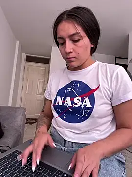 Alyha_cortes_ 라이브 XXX 채팅