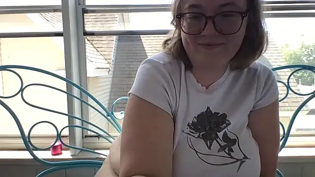 Kenzibb3 élő XXX-chatje