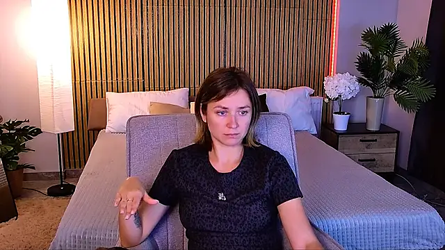 EmeraldGlow Live XXX-Chat