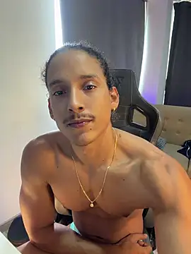 Liam_V's Live XXX Chat