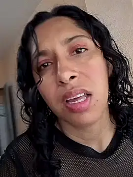 XXX chat uživo modela hotaniani