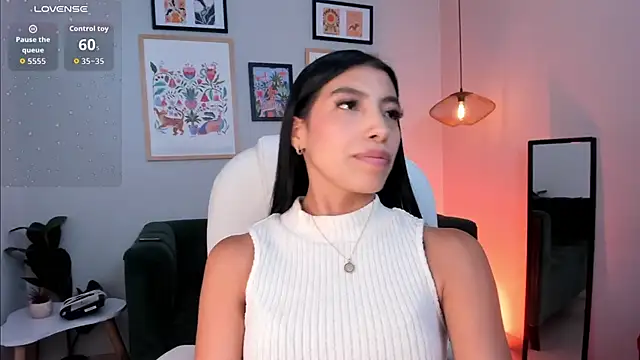 Tiffany_Low Chat XXX in diretta