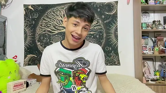 แชท XXX สดของ Andy_Belier23