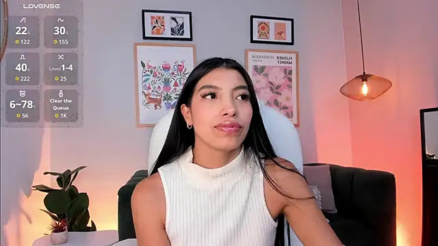 Tiffany_Low's Live XXX Chat