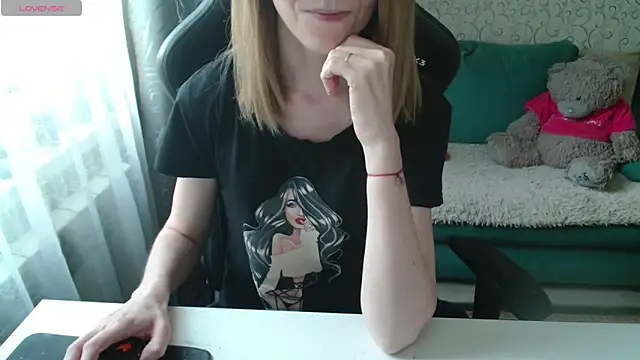 -Millamanka-'s Live XXX Chat