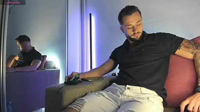 nicholasX1 – Naživo XXX chat