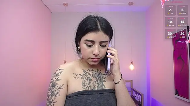 Adri_gomez_x Adlı Modelin Canlı XXX Sohbeti