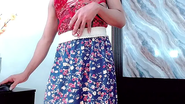 bellatrixx_69 Adlı Modelin Canlı XXX Sohbeti
