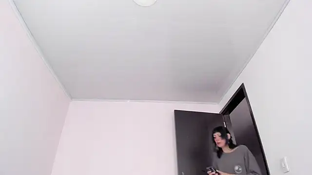 Room312_ élő XXX-chatje