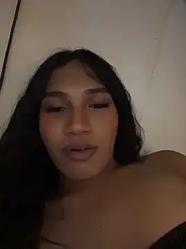 Chat +18 de slutty_aki ao vivo